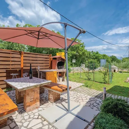 3 Bedroom In Labin *