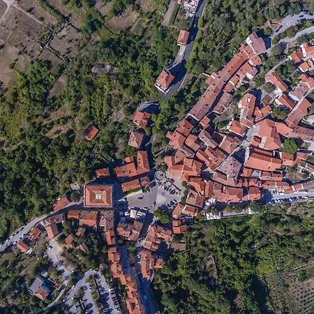 Holiday home 3 Bedroom In Labin Rasa